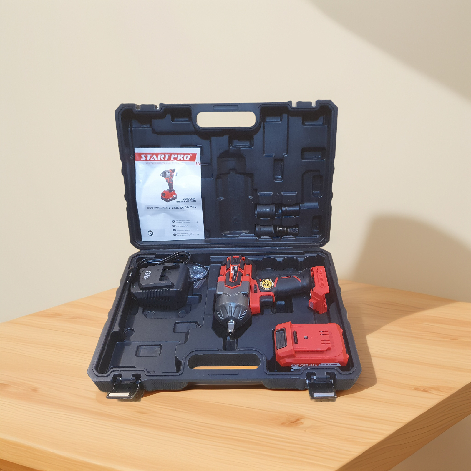 Гайковерт акумуляторный Start Pro SWK 2-21BL